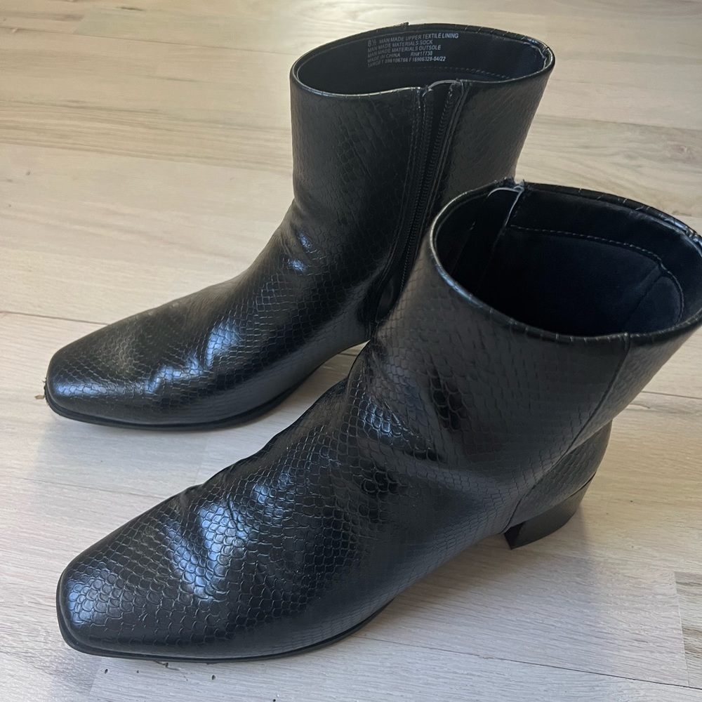 Black Stylish booties